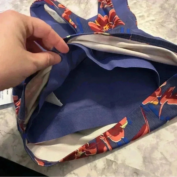 NWT Women’s Athleta Conscious Purple Floral Crop Top Size Small - Picture 5 of 5